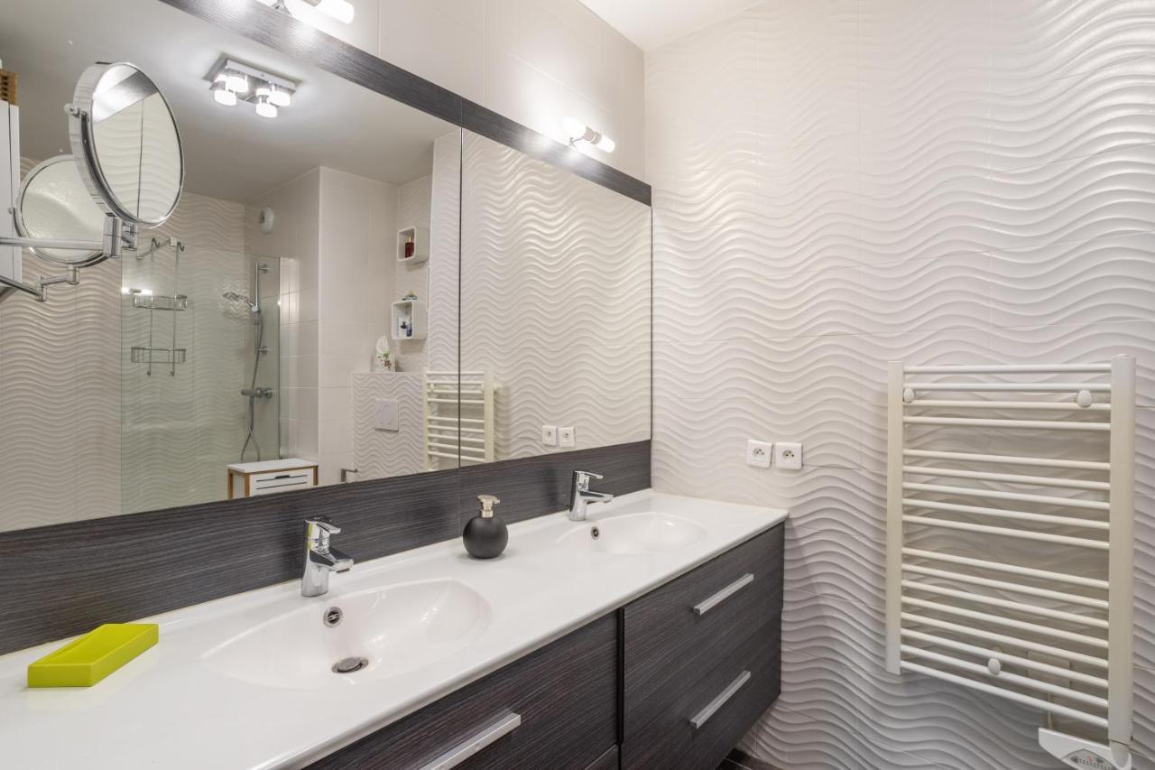Illanka - Appartement 3 Chambres Avec Parking Et Terrasse Proche Gare رينز المظهر الخارجي الصورة